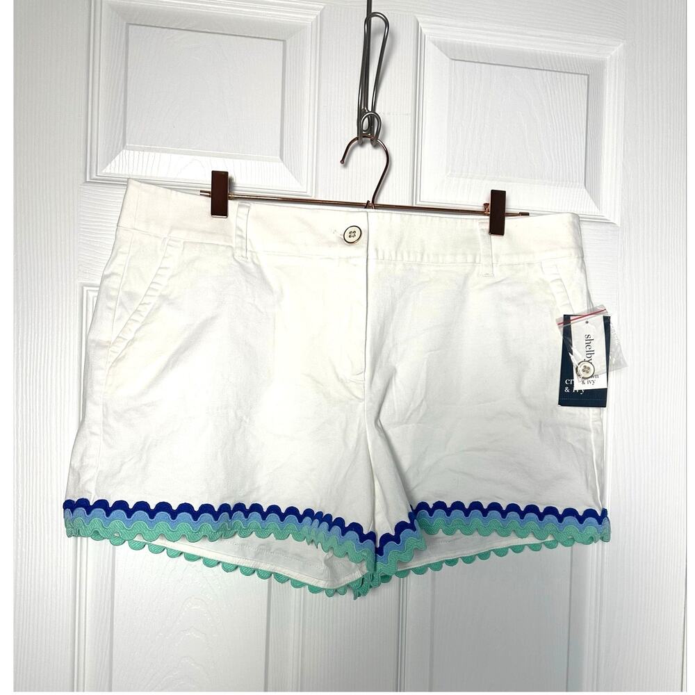 Crown & Ivy Shelby White Scalloped Ric Rac Hem Shorts Blue Teal Trim Womens 14